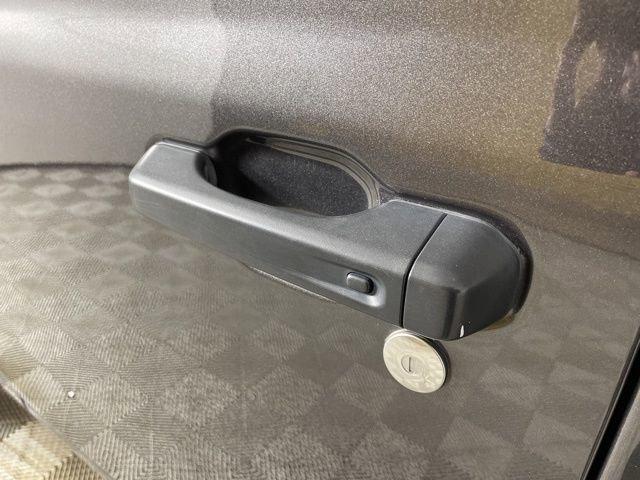 2022 Jeep Gladiator Vehicle Photo in PHOENIX, AZ 85014-3381