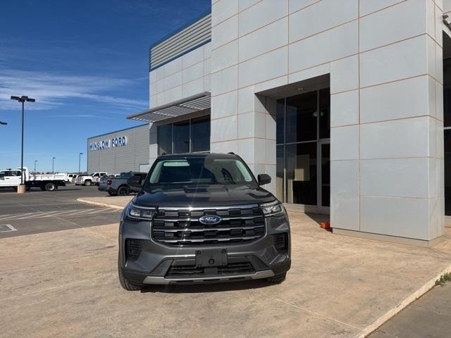 2025 Ford Explorer Vehicle Photo in Winslow, AZ 86047-2439