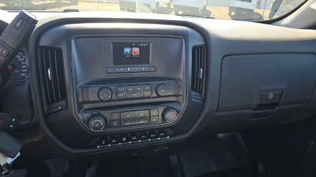 2024 Chevrolet Silverado Chassis Cab Vehicle Photo in INDEPENDENCE, MO 64055-1314