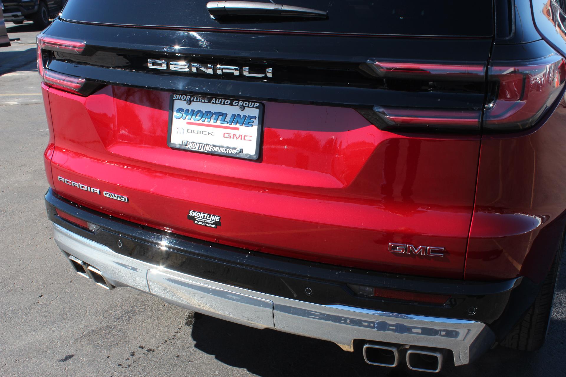 2025 GMC Acadia Vehicle Photo in AURORA, CO 80012-4011