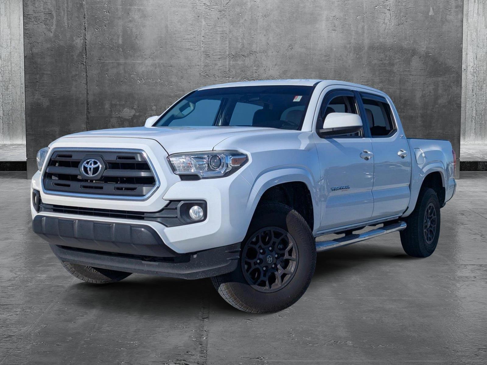 2017 Toyota Tacoma Vehicle Photo in Ft. Myers, FL 33907