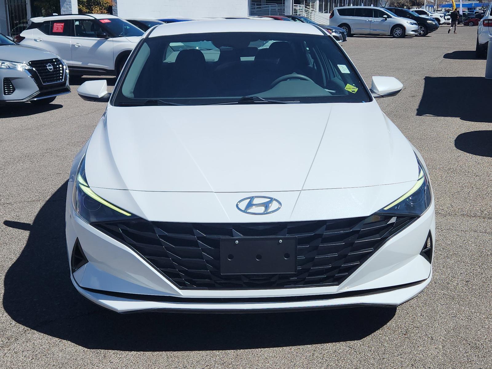 2021 Hyundai ELANTRA Vehicle Photo in Albuquerque, NM 87110