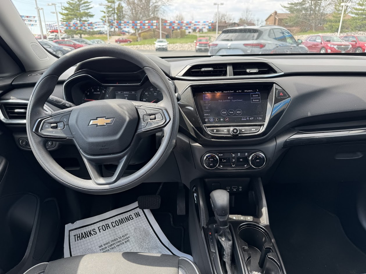 2022 Chevrolet Trailblazer Vehicle Photo in BOONVILLE, IN 47601-9633