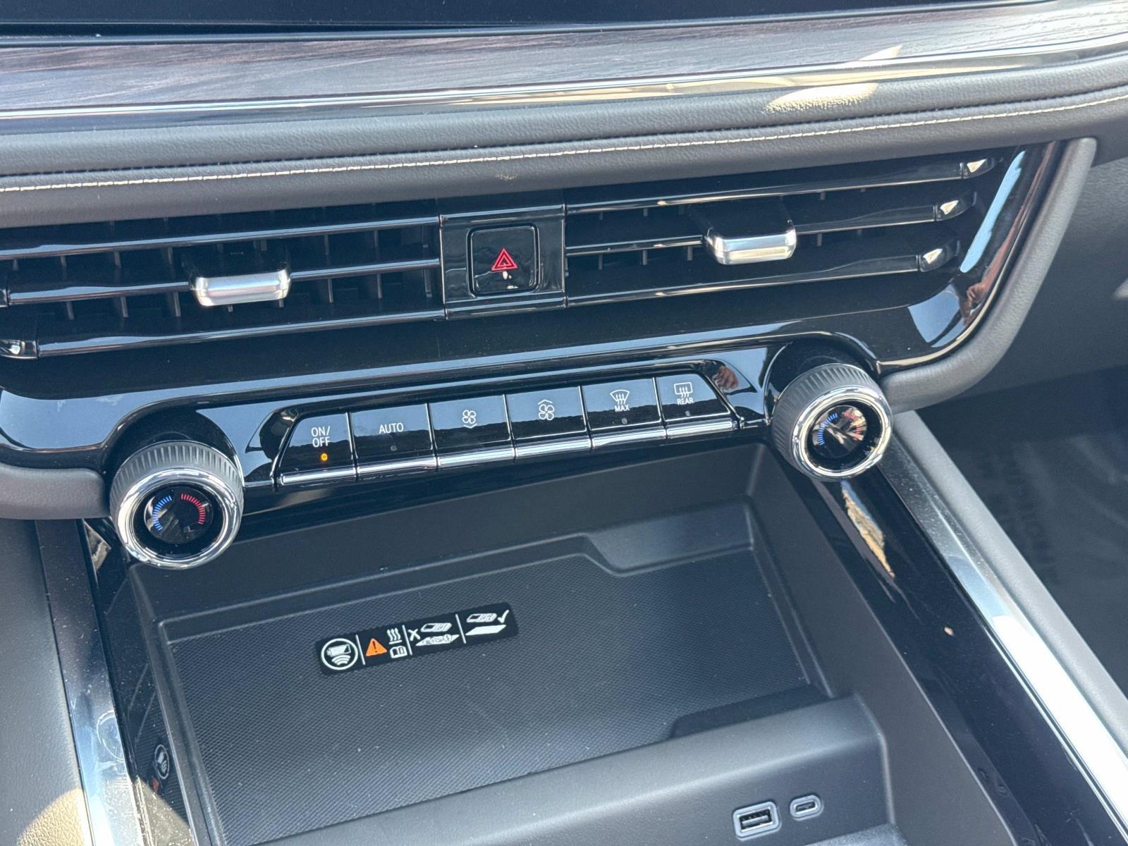 2025 Chevrolet Tahoe Vehicle Photo in LOS ANGELES, CA 90007-3794