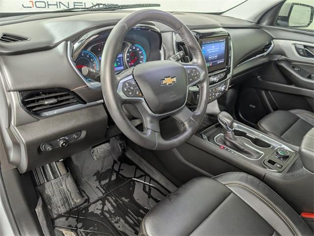 2021 Chevrolet Traverse Vehicle Photo in ENGLEWOOD, CO 80113-6708