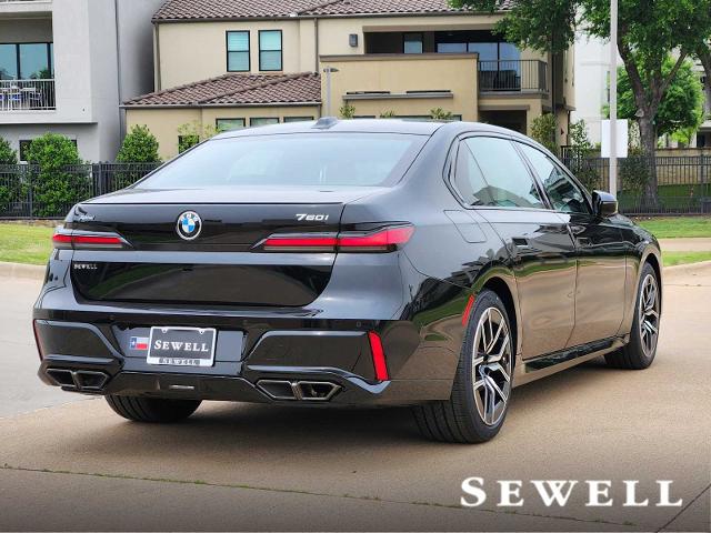 2025 BMW 760i xDrive Vehicle Photo in PLANO, TX 75024