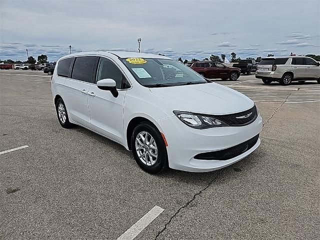 2022 Chrysler Voyager Vehicle Photo in EASTLAND, TX 76448-3020