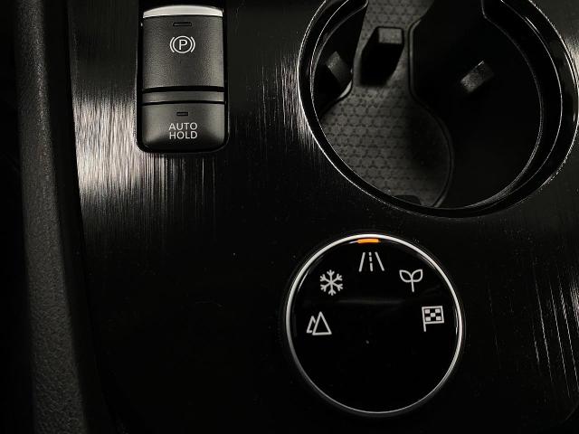 2022 Nissan Rogue Vehicle Photo in Appleton, WI 54913