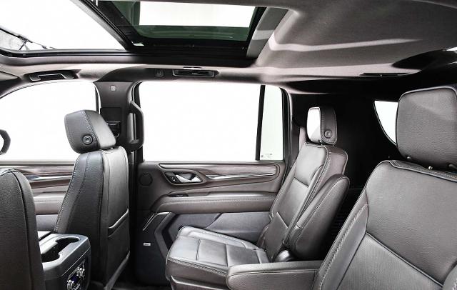 2023 GMC Yukon XL Vehicle Photo in DALLAS, TX 75235