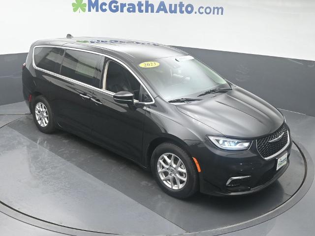 2023 Chrysler Pacifica Vehicle Photo in Cedar Rapids, IA 52402