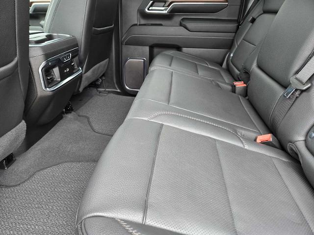2024 GMC Sierra 2500 HD Vehicle Photo in DENTON, TX 76210-9321