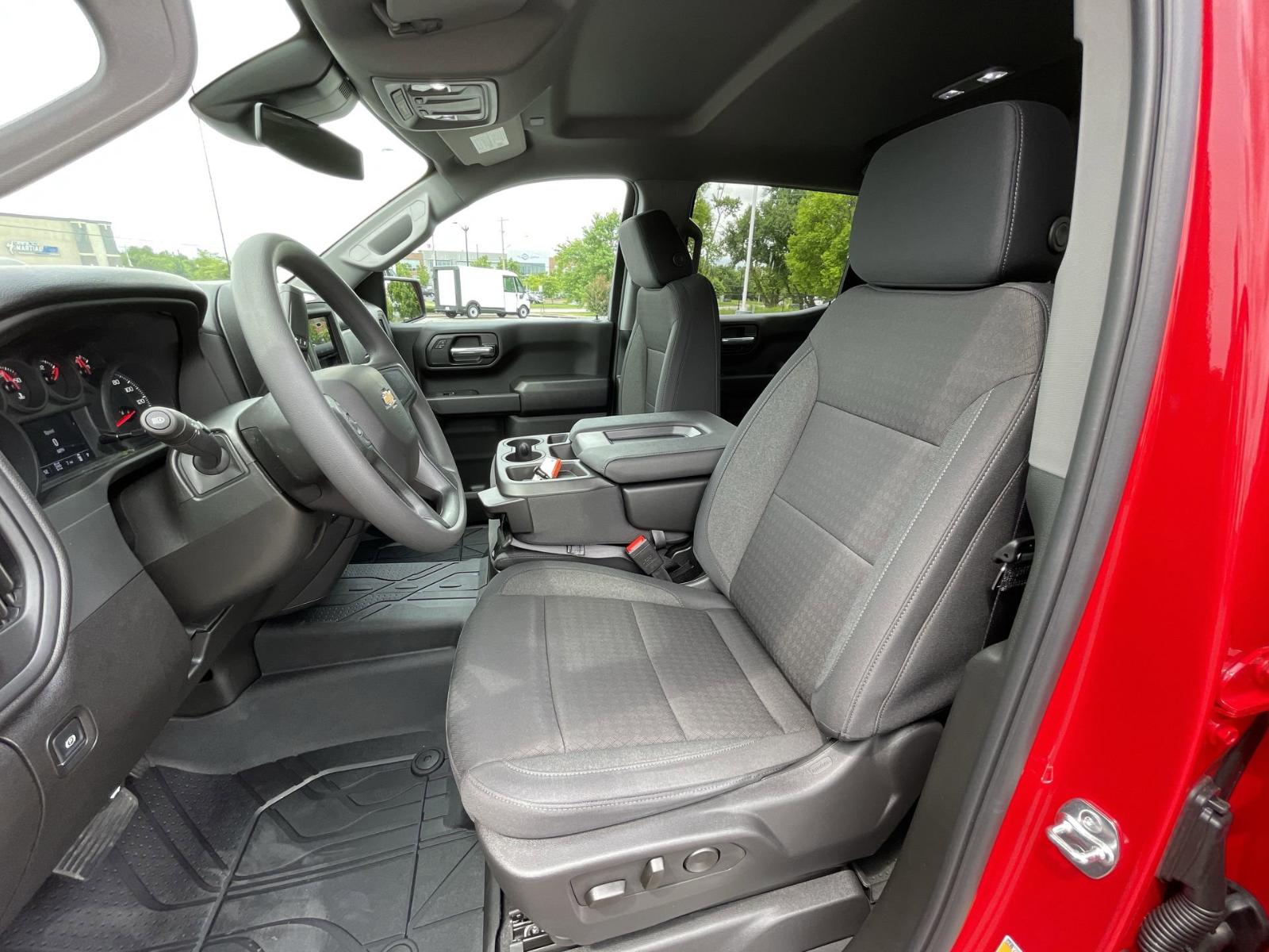 2025 Chevrolet Silverado 1500 Vehicle Photo in BENTONVILLE, AR 72712-4322
