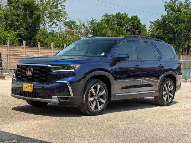 2025 Honda Pilot Vehicle Photo in San Antonio, TX 78230