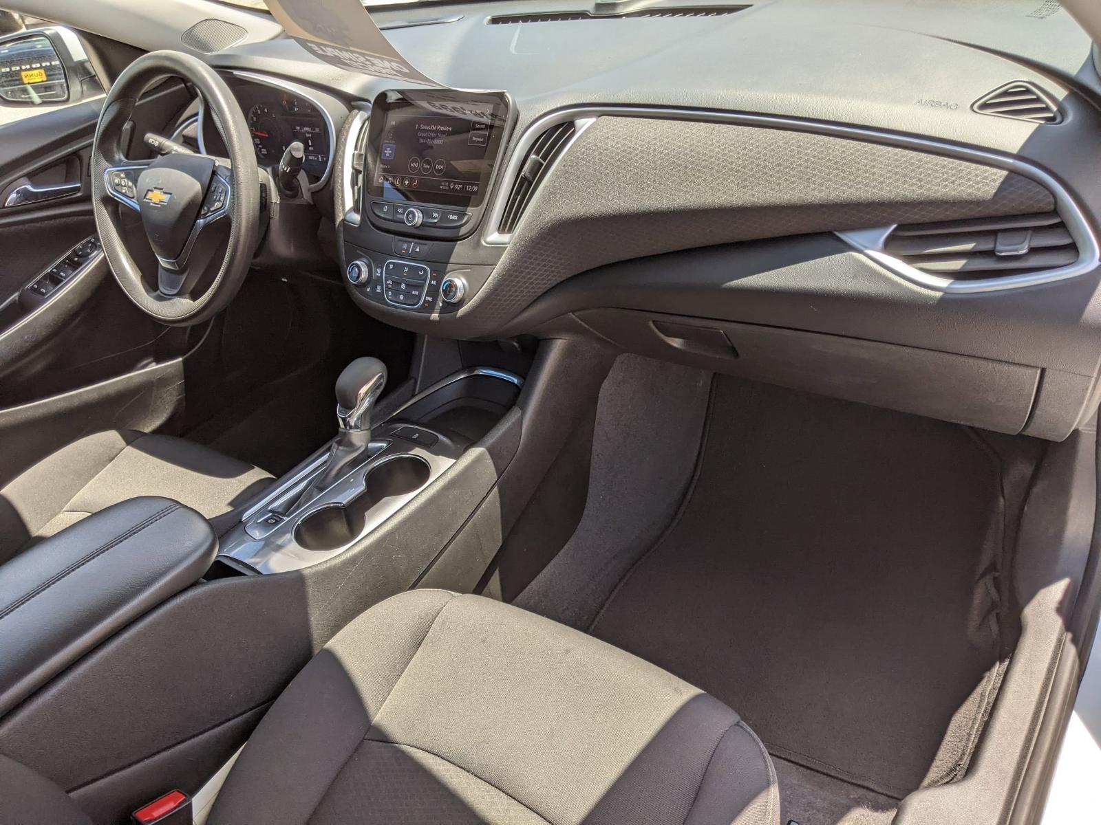 2023 Chevrolet Malibu Vehicle Photo in Seguin, TX 78155