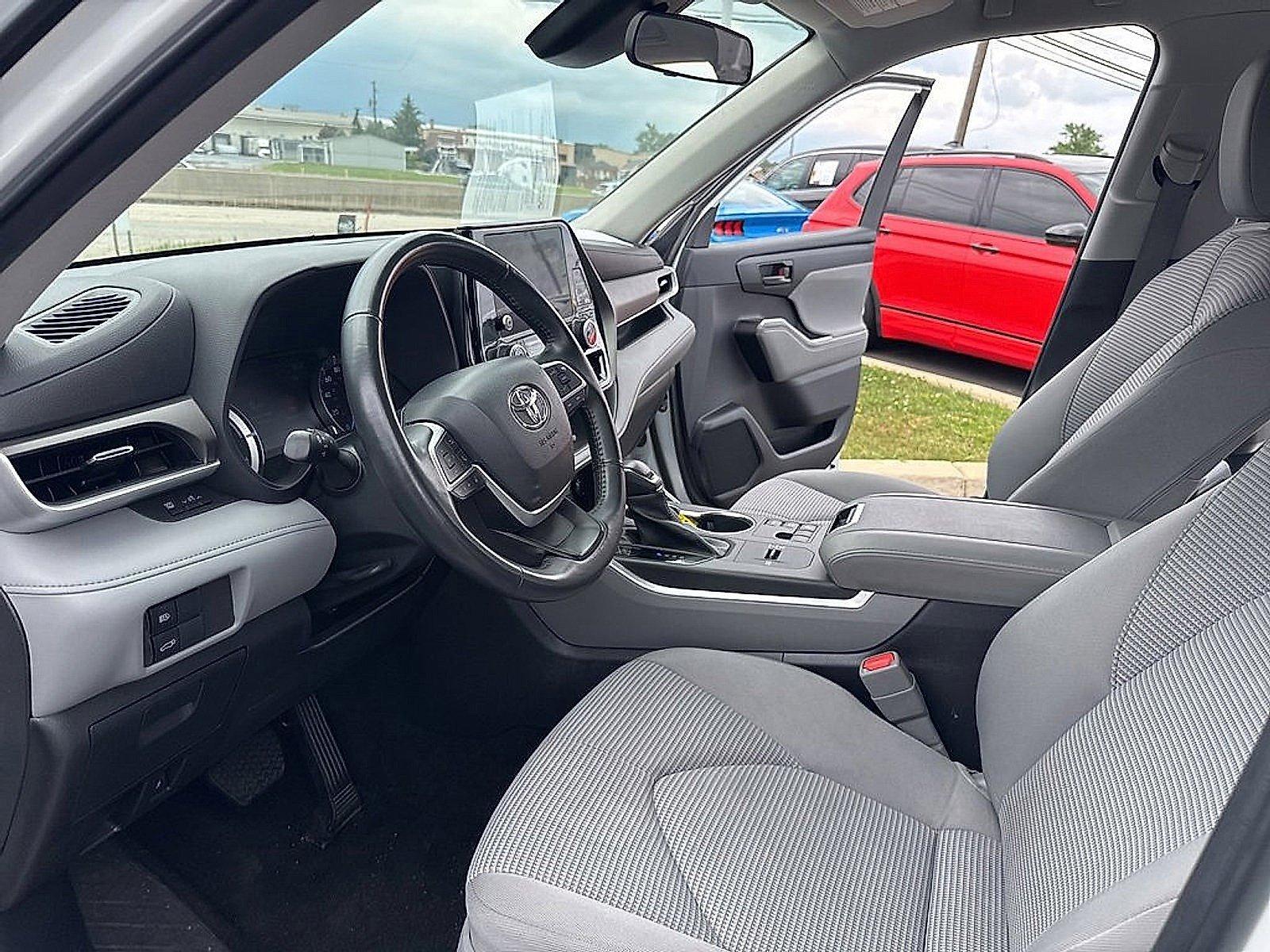 2023 Toyota Highlander Vehicle Photo in Harrisburg, PA 17111