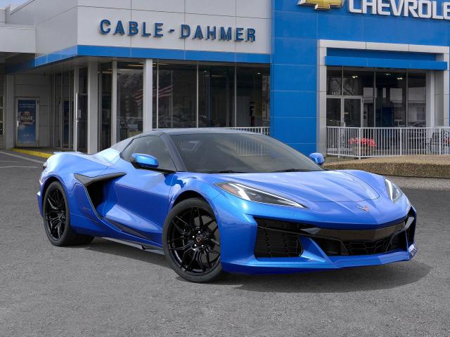 2025 Chevrolet Corvette Z06 Vehicle Photo in INDEPENDENCE, MO 64055-1314