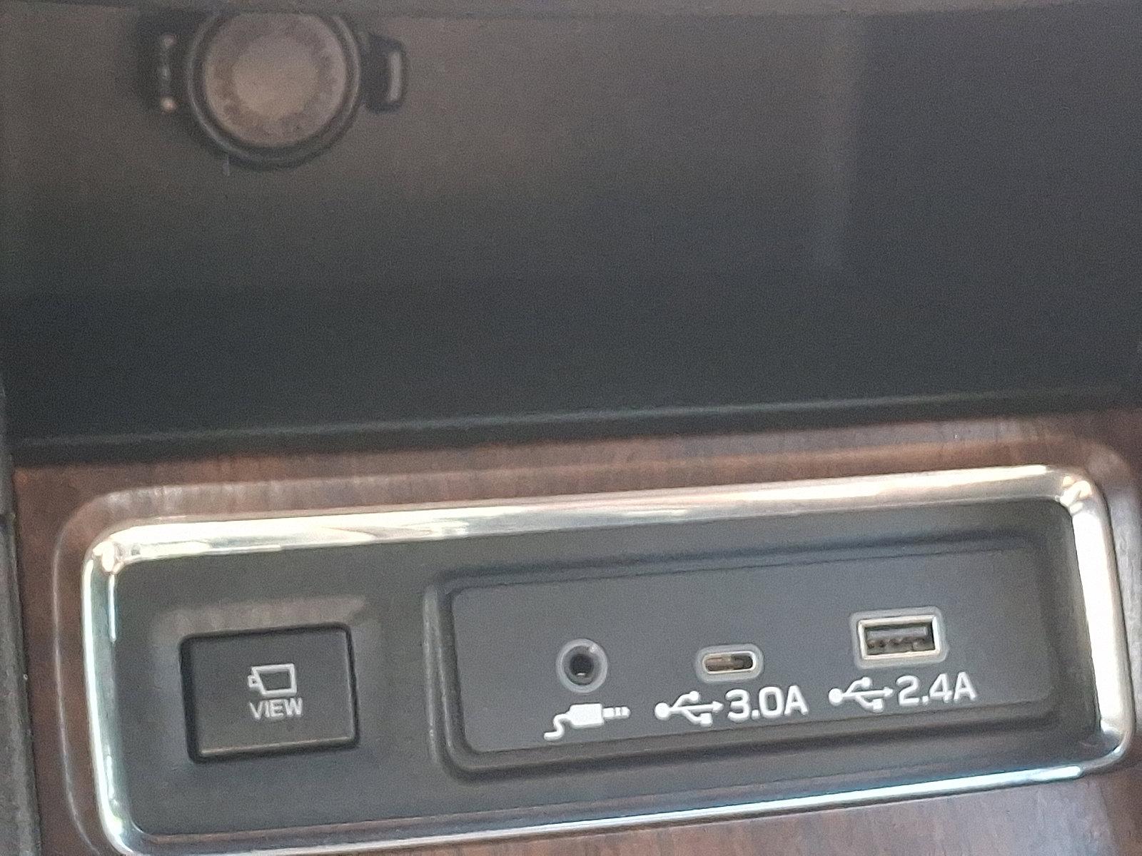 2023 Subaru Ascent Vehicle Photo in Harrisburg, PA 17111-1033