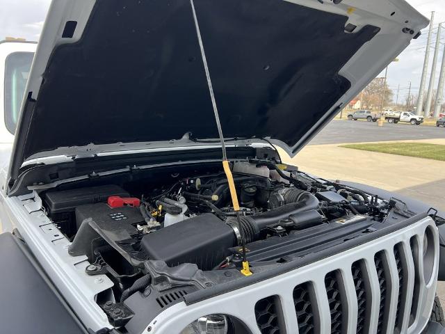 2023 Jeep Gladiator Vehicle Photo in MANHATTAN, KS 66502-5036