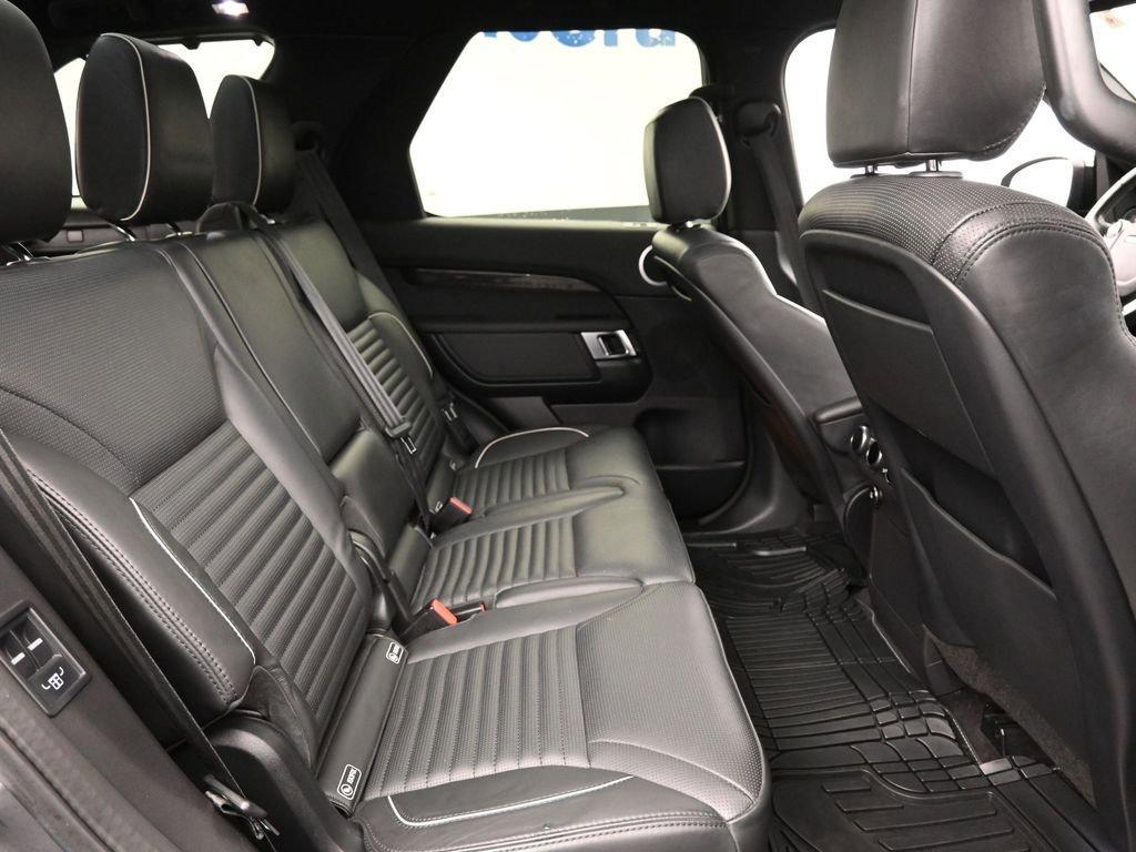 2019 Discovery Vehicle Photo in Marion, IA 52302