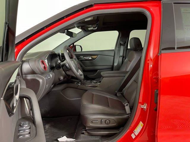 2025 Chevrolet Blazer Vehicle Photo in PHOENIX, AZ 85014-3381