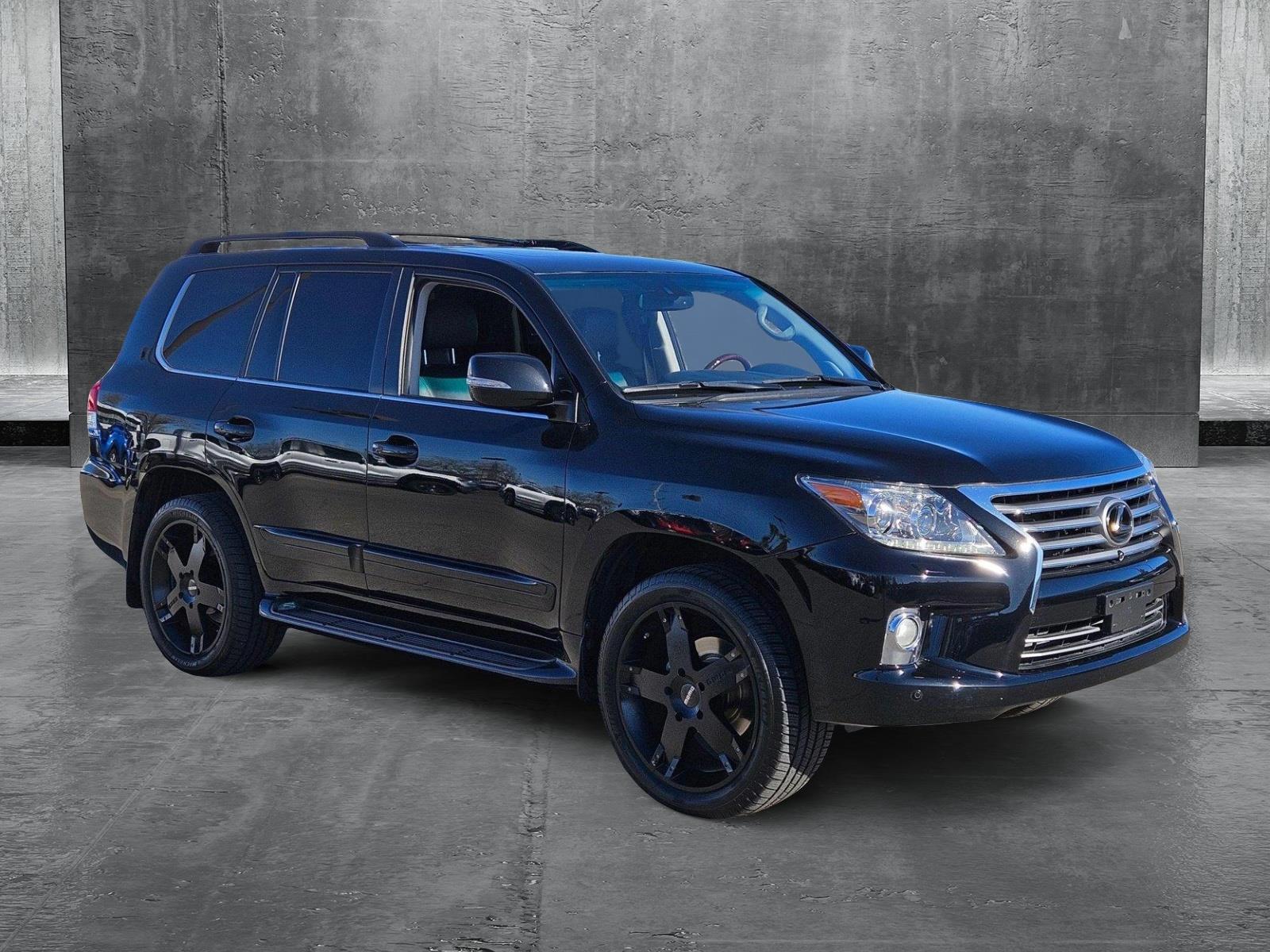 2013 Lexus LX 570 Vehicle Photo in HENDERSON, NV 89014-6702