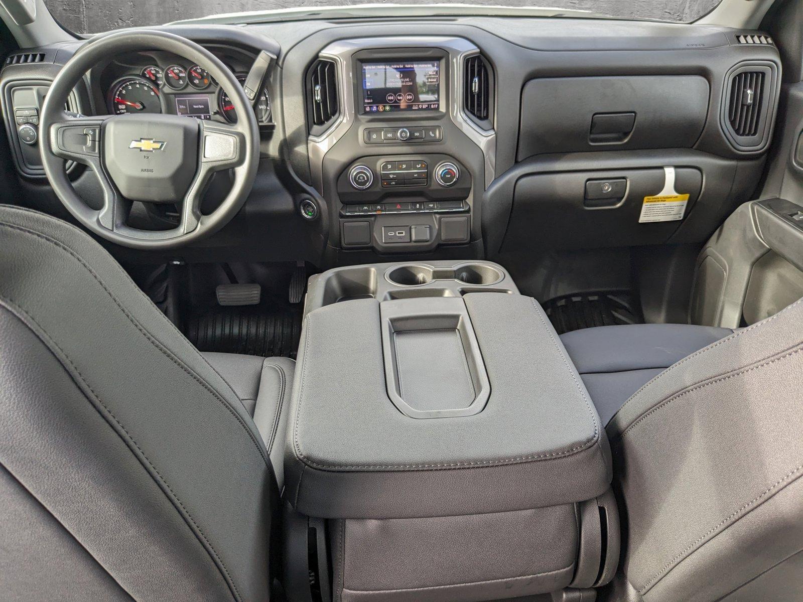 2024 Chevrolet Silverado 1500 Vehicle Photo in MIAMI, FL 33134-2699