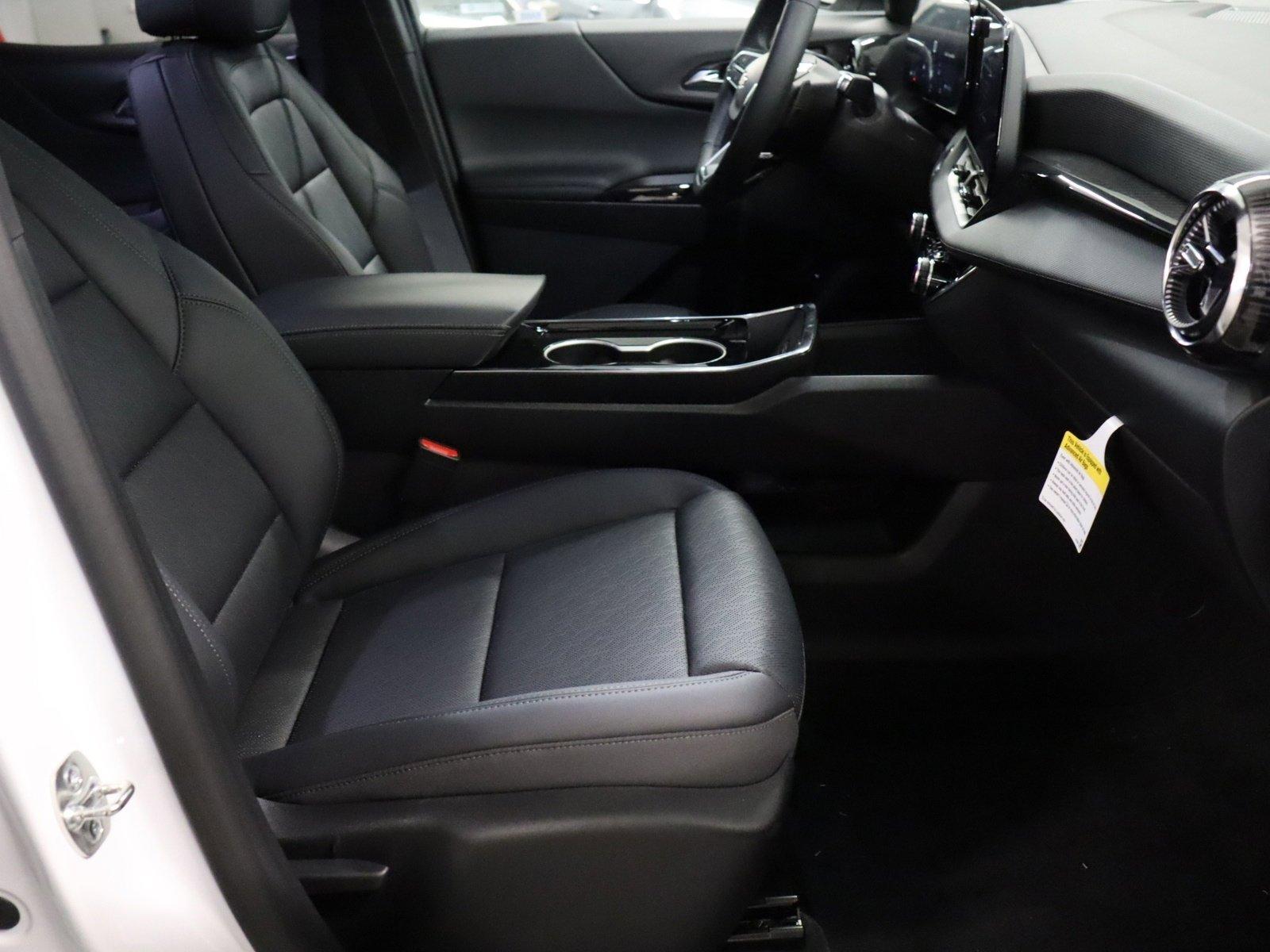 2025 Chevrolet Equinox Vehicle Photo in LOS ANGELES, CA 90007-3794