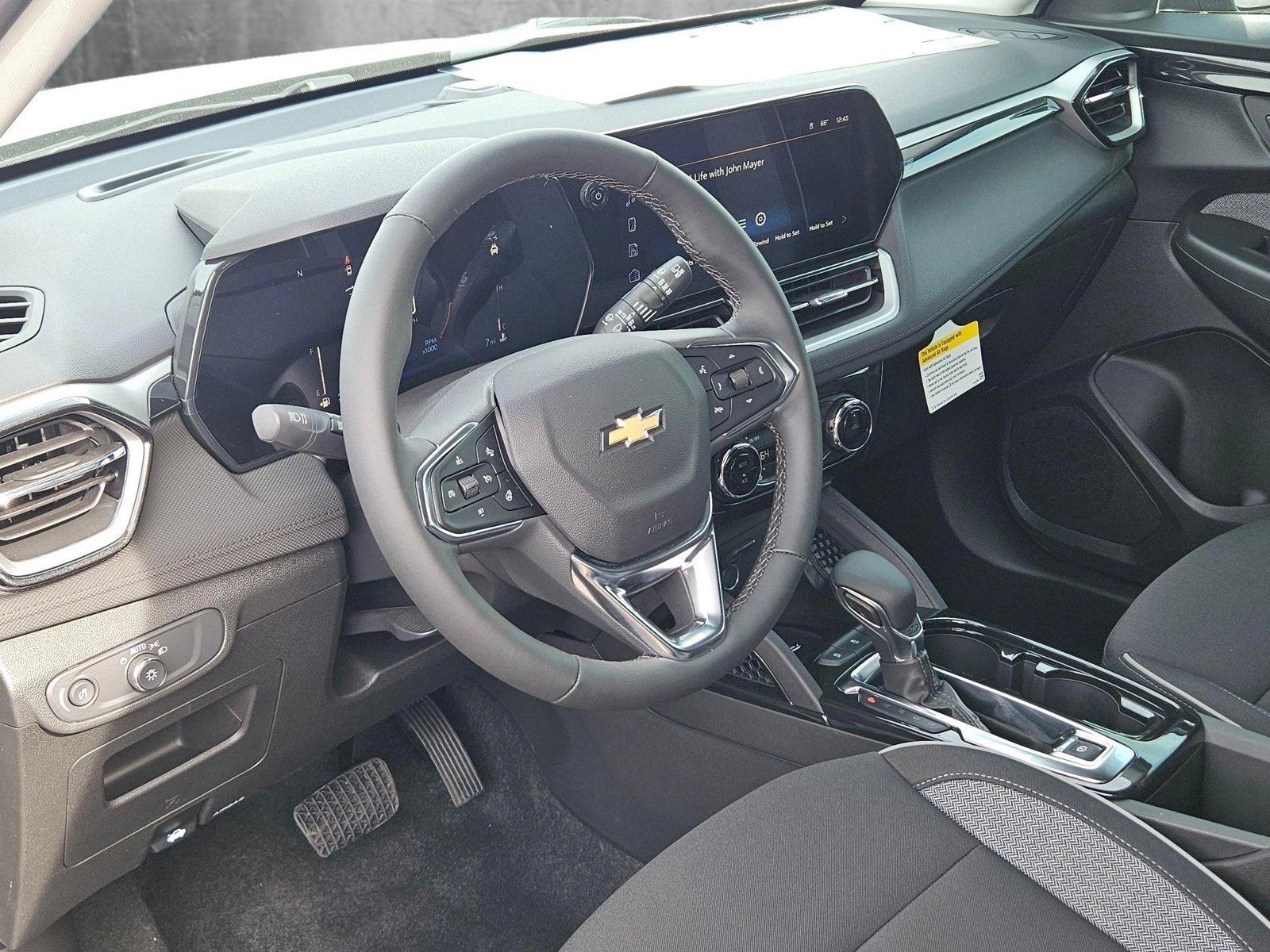 2025 Chevrolet Trailblazer Vehicle Photo in MESA, AZ 85206-4395