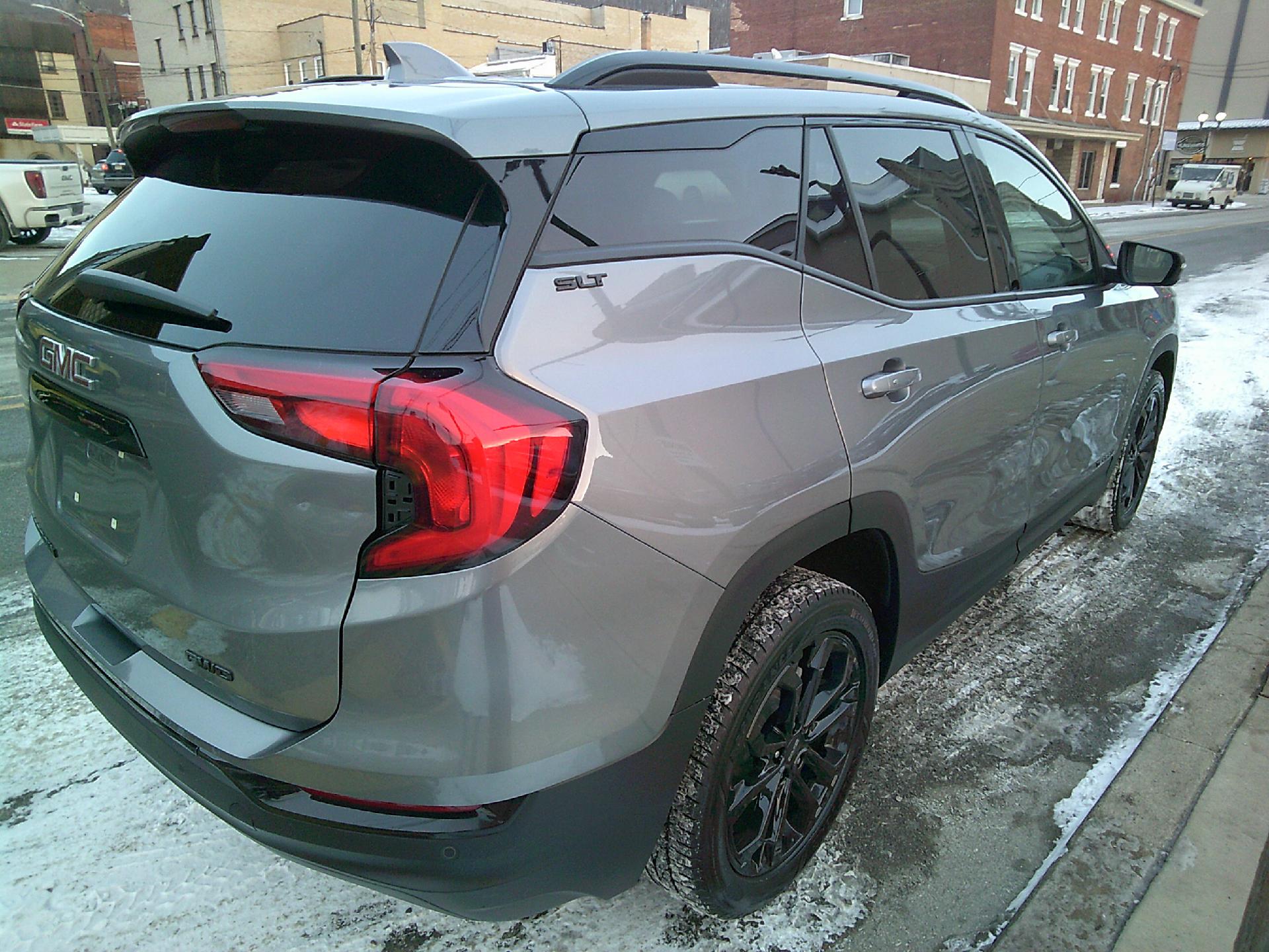 2021 GMC Terrain Vehicle Photo in KITTANNING, PA 16201-1536