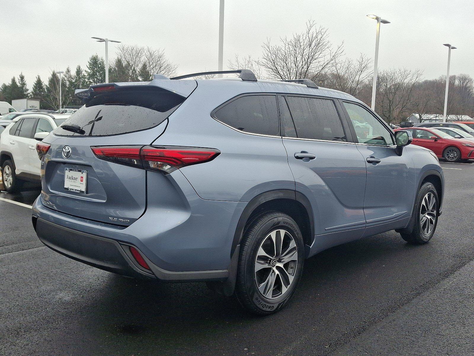 2023 Toyota Highlander Vehicle Photo in Harrisburg, PA 17111