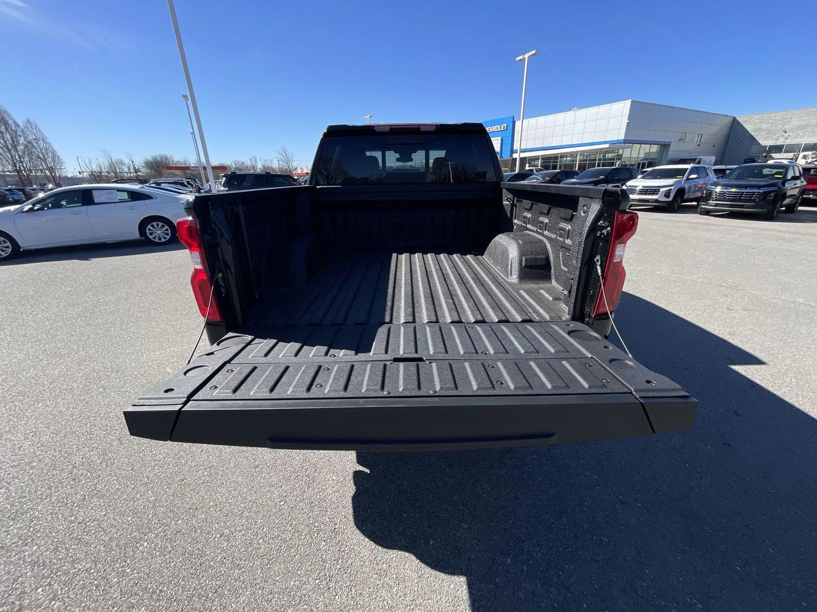 2025 Chevrolet Silverado 1500 Vehicle Photo in BENTONVILLE, AR 72712-4322