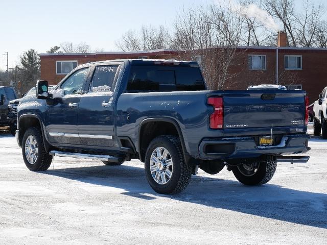 2025 Chevrolet Silverado 3500 HD Vehicle Photo in MAPLEWOOD, MN 55119-4794