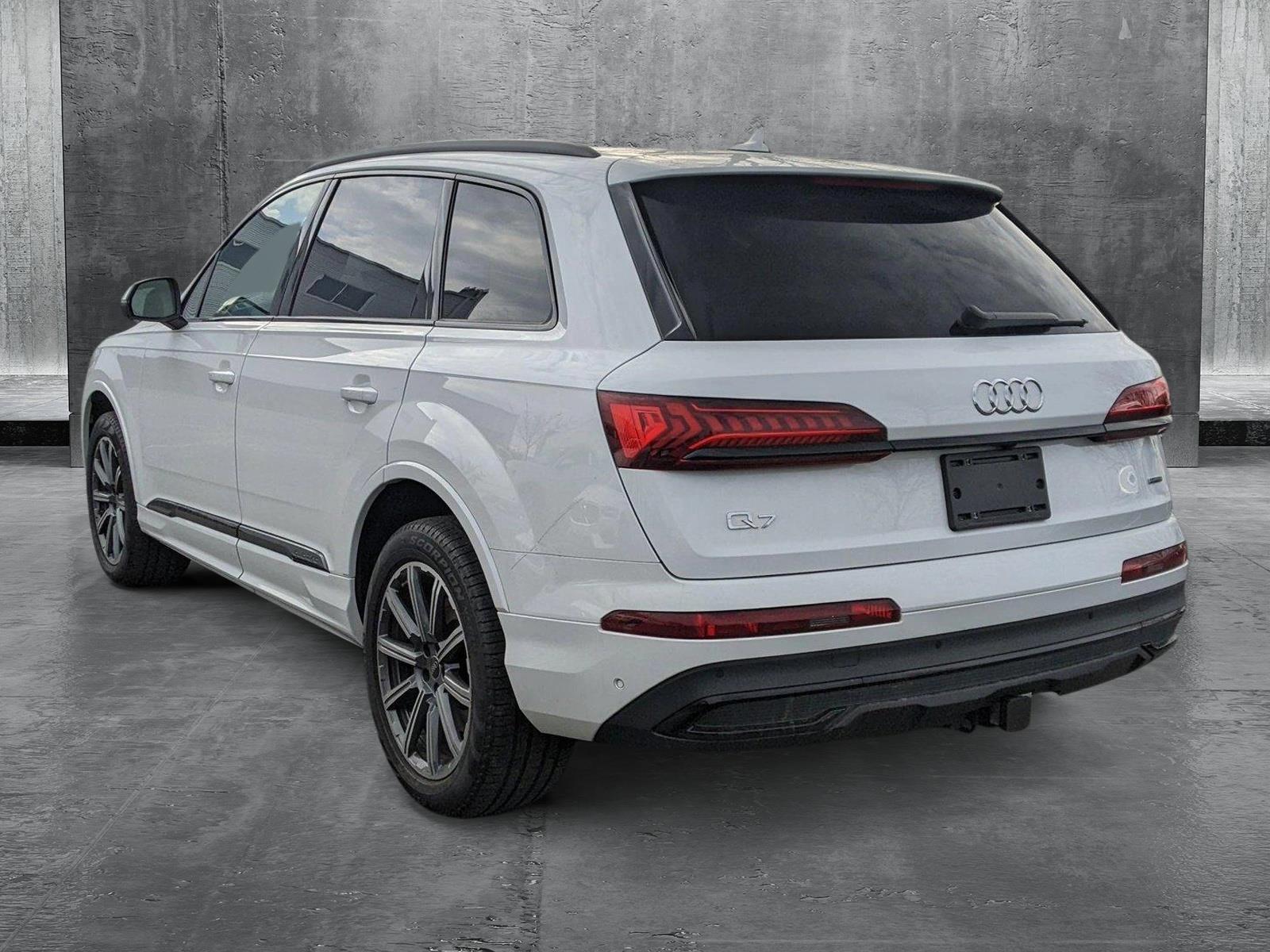 2023 Audi Q7 Vehicle Photo in Cockeysville, MD 21030