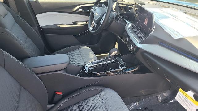 2025 Chevrolet Trax Vehicle Photo in FLAGSTAFF, AZ 86001-6214