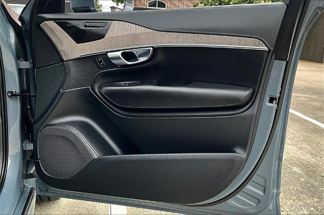 2022 Volvo XC90 Recharge Plug-In Hybrid Vehicle Photo in Houston, TX 77007