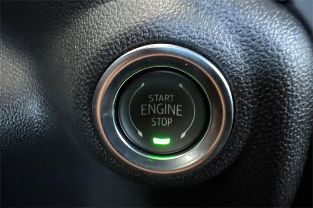 2025 GMC Sierra 1500 Vehicle Photo in ELK GROVE, CA 95757-8703