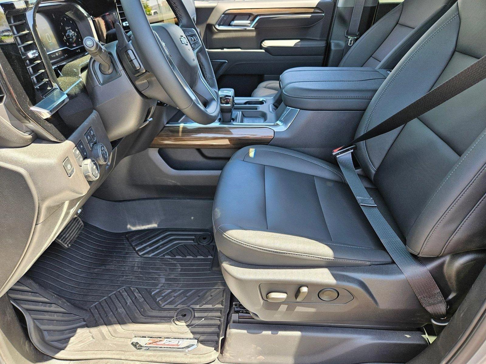 2025 Chevrolet Silverado 1500 Vehicle Photo in PEORIA, AZ 85382-3715