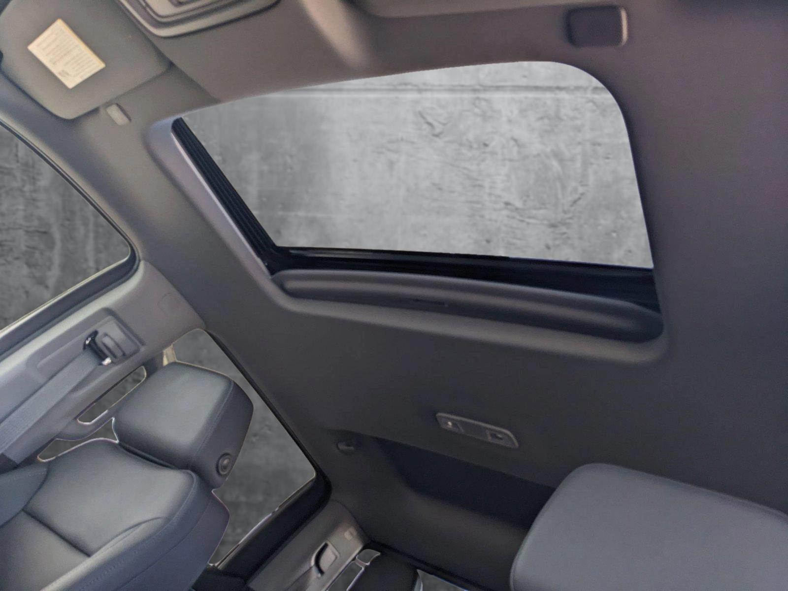 2025 Chevrolet Silverado 1500 Vehicle Photo in HOUSTON, TX 77034-5009