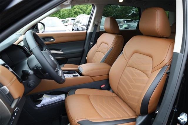 2025 Nissan Pathfinder Vehicle Photo in Hazelwood, MO 63042