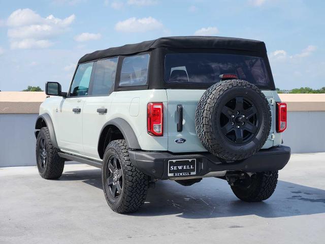 2022 Ford Bronco Vehicle Photo in DALLAS, TX 75209