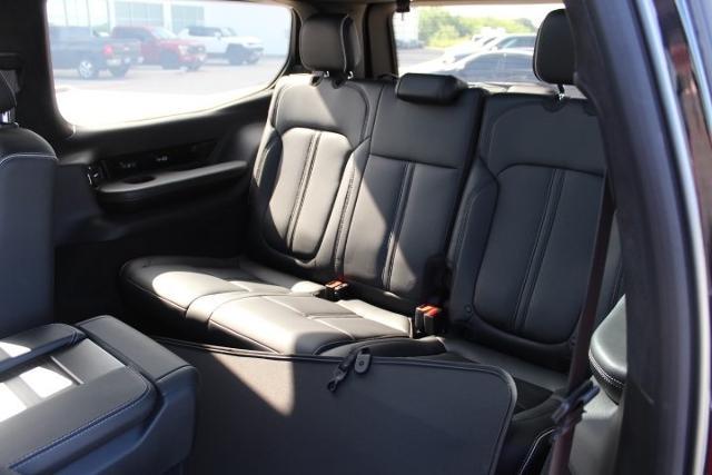 2023 Jeep Grand Wagoneer Vehicle Photo in Greenville, TX 75402