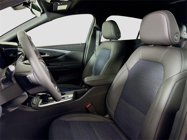 2025 Buick Envista Vehicle Photo in PUYALLUP, WA 98371-4149