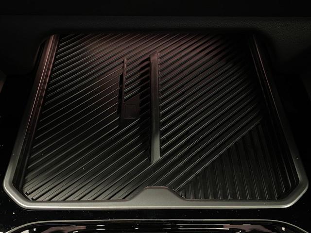 2026 BMW 550e xDrive Vehicle Photo in Appleton, WI 54913
