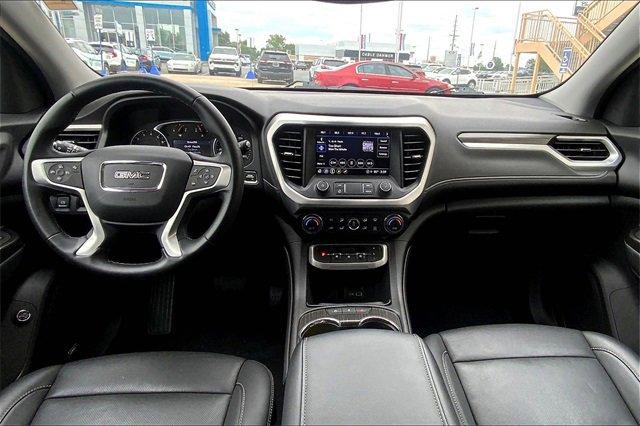 2023 GMC Acadia Vehicle Photo in TOPEKA, KS 66609-0000
