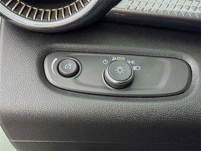 2025 Chevrolet Trax Vehicle Photo in PUYALLUP, WA 98371-4149