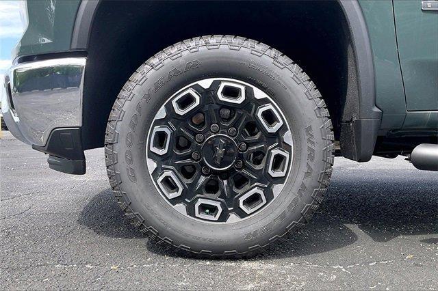 2025 Chevrolet Silverado 2500 HD Vehicle Photo in INDEPENDENCE, MO 64055-1314