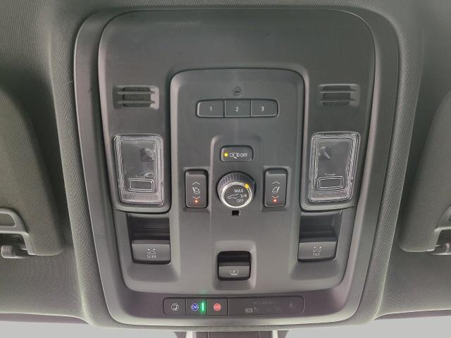 2022 Chevrolet Suburban Vehicle Photo in NEENAH, WI 54956-2243