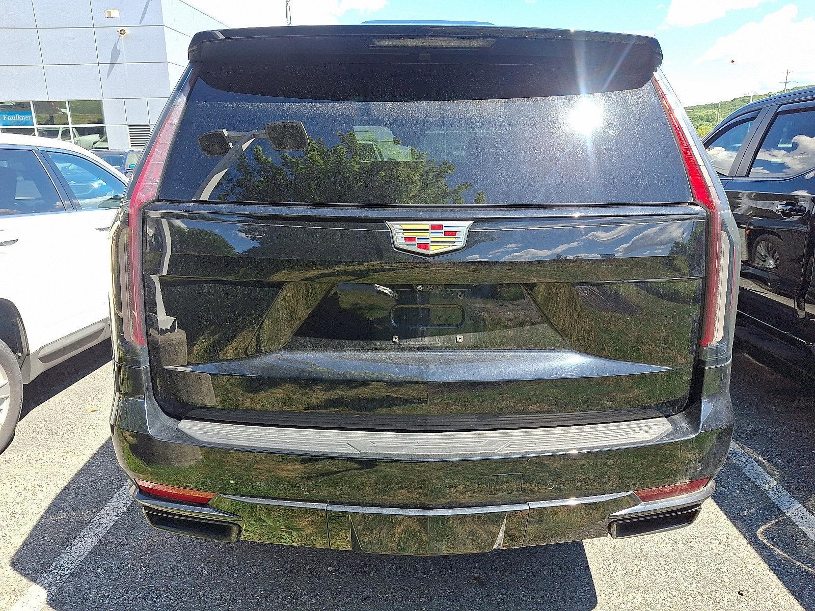 2021 Cadillac Escalade Vehicle Photo in BETHLEHEM, PA 18017-9401