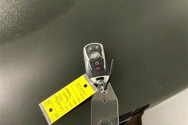 2022 Buick Enclave Vehicle Photo in KANSAS CITY, MO 64114-4545