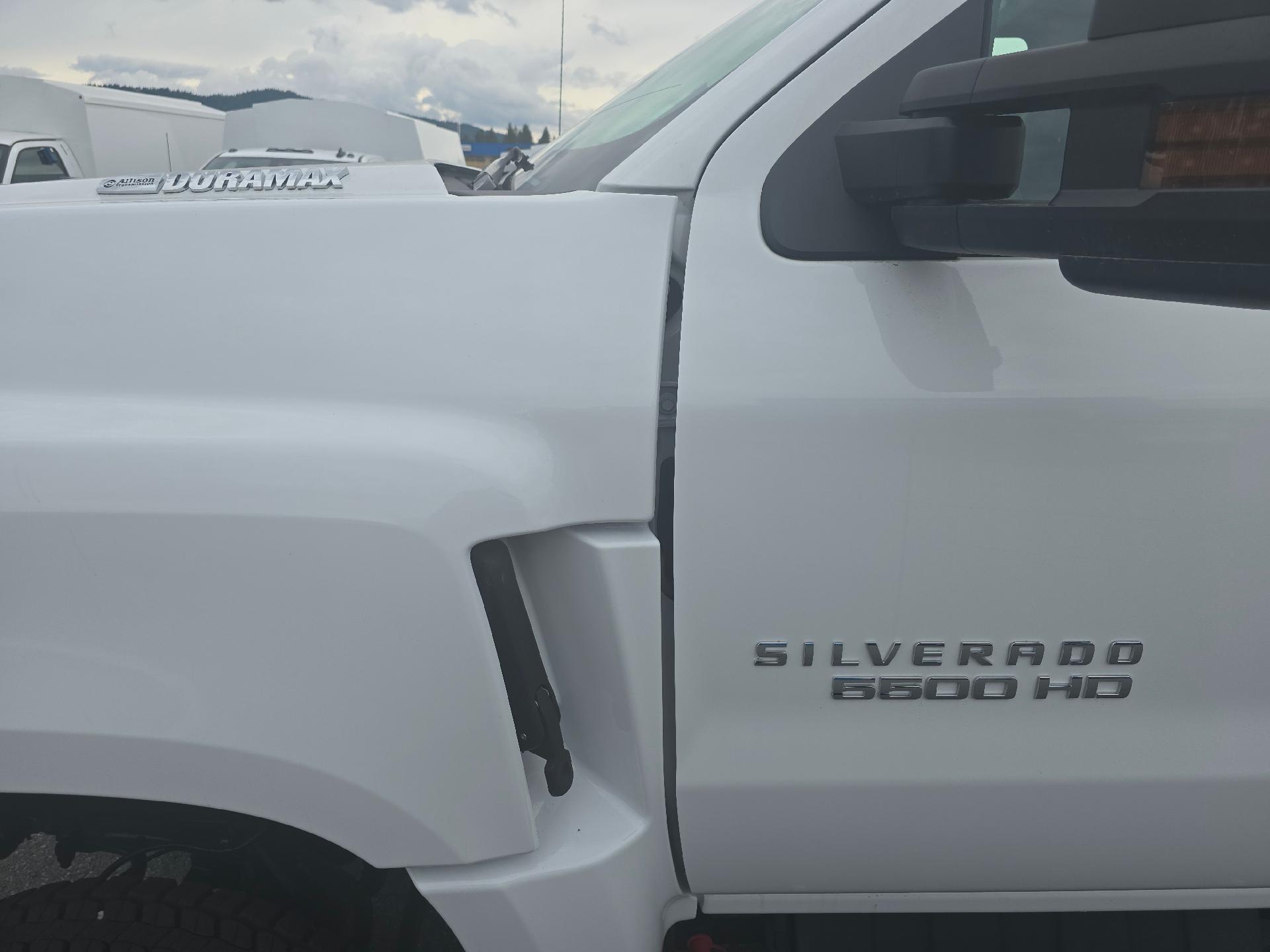 2023 Chevrolet Silverado 5500 HD Vehicle Photo in POST FALLS, ID 83854-5365